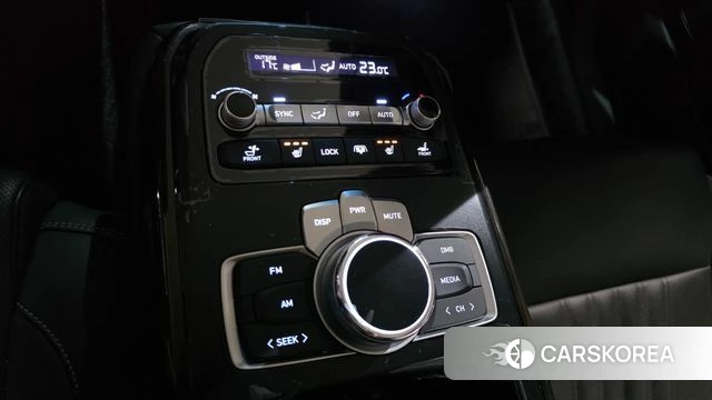 Genesis G90 id 3899390 из Кореи 10