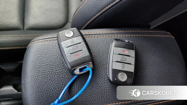 Kia Stonic id 3029411 из Кореи 10