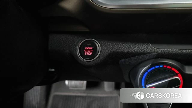 Kia Stonic id 4521063 из Кореи 10