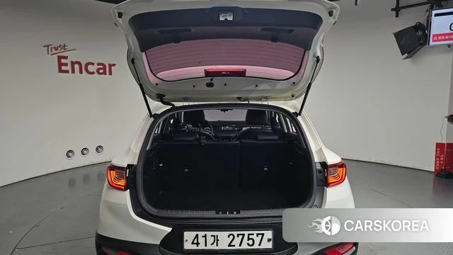 Kia Stonic id 4667821 из Кореи 10