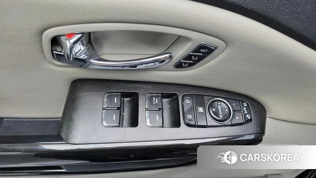 Kia The New Carnival id 4647381 из Кореи 10