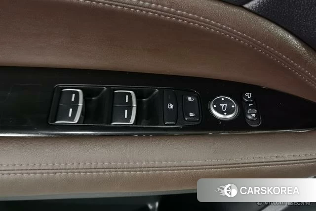 Honda UR-V id 4262476 из Китая 10