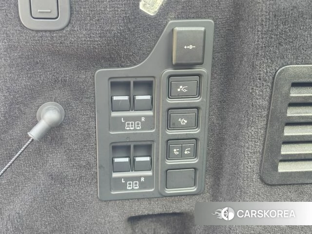 Land Rover Discovery 5 id 4629885 из Кореи 10