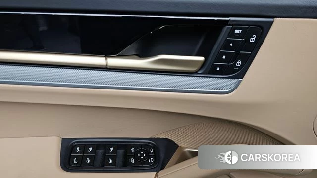 Porsche Cayenne (PO536) id 4354554 из Кореи 10