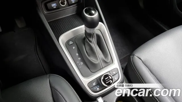 Hyundai Venue id 2689021 из Кореи 10