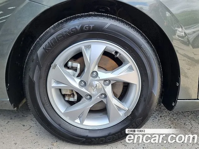 Hyundai Avante (CN7) id 2714901 из Кореи 10