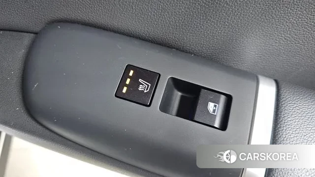 Hyundai Grandeur (GN7) id 3619937 из Кореи 10