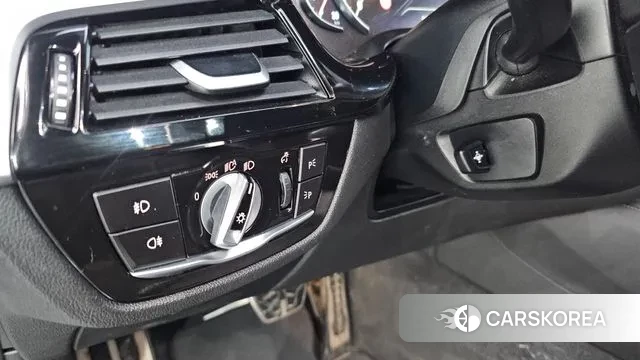 BMW 5 Series (G30) id 3440121 из Кореи 10