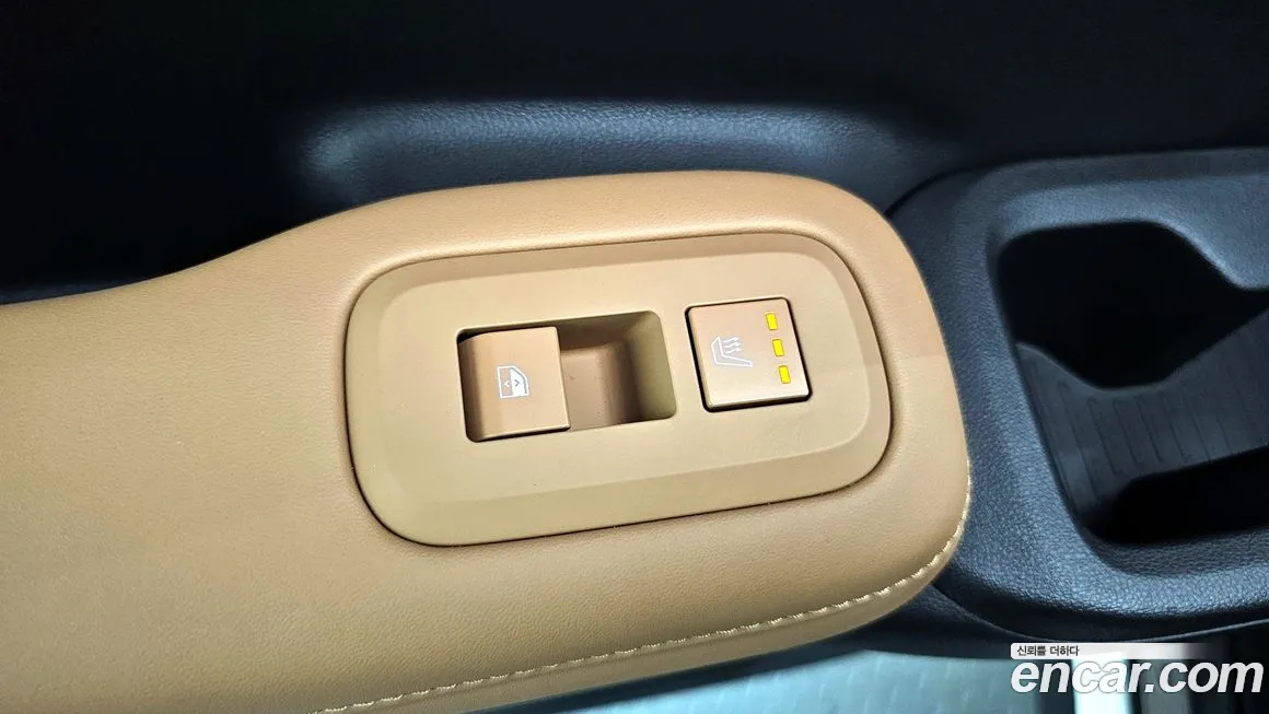 Hyundai Santa Fe (MX5) id 2133335 из Кореи 10