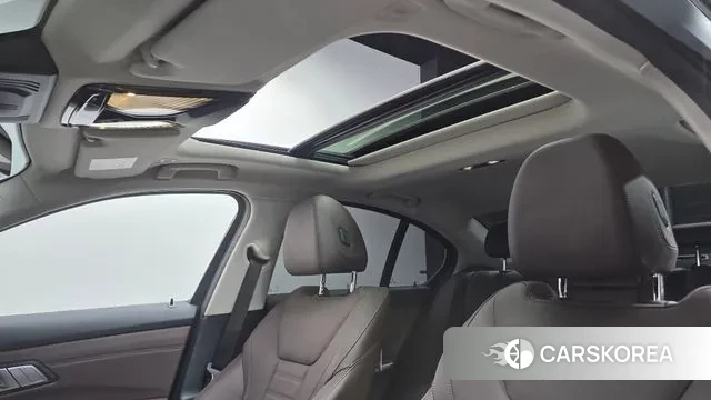 BMW 3 Series (G20) id 3360647 из Кореи 10