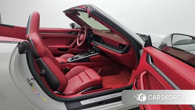 Porsche 911(992) id 3571490 из Кореи 10