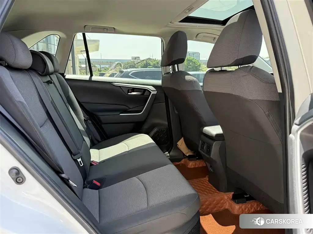 Toyota RAV4 id 4680612 из Китая 10