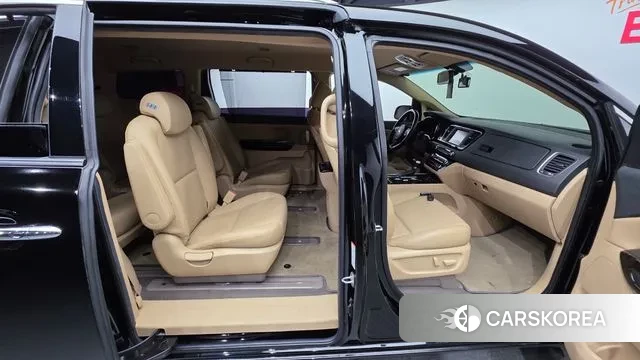 Kia The New Carnival id 3226484 из Кореи 10