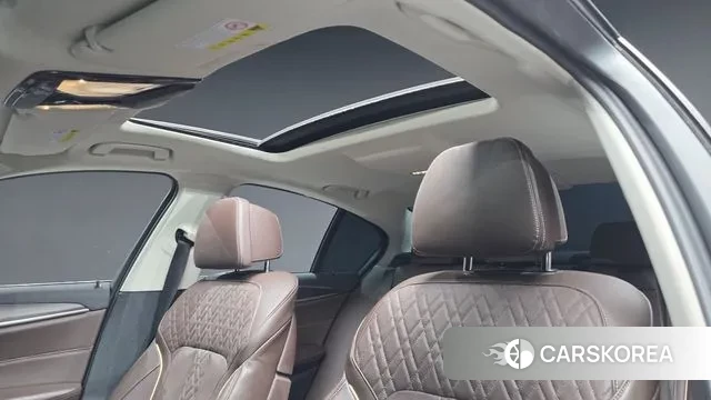 BMW 5 Series (G30) id 3514662 из Кореи 10