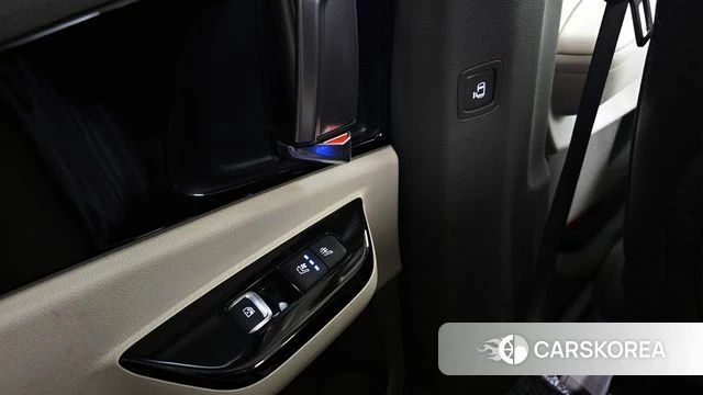 Kia Carnival 4th generation id 3911152 из Кореи 10