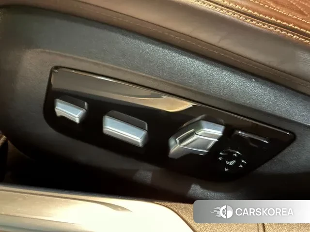 BMW 7 Series (G11) id 3439264 из Кореи 10