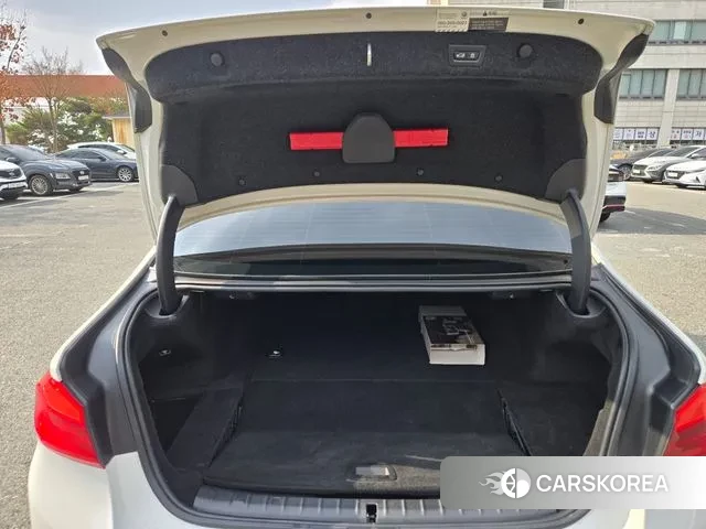 BMW 5 Series (G30) id 3489172 из Кореи 10