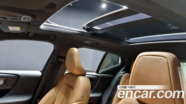 Volvo XC40 id 2797347 из Кореи 10