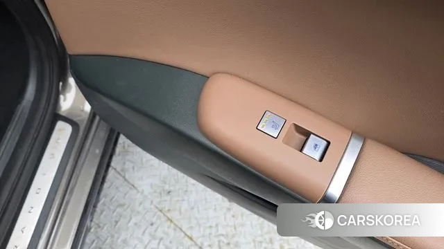 Hyundai Grandeur (GN7) id 3758708 из Кореи 10