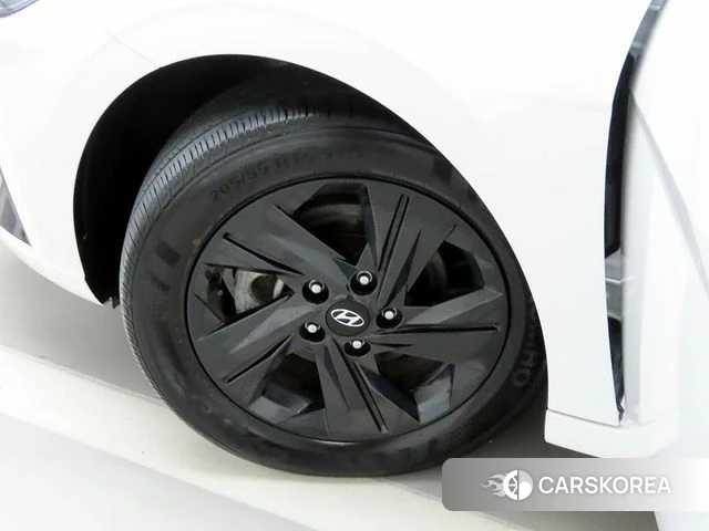 Hyundai Avante Hybrid (CN7) id 4528655 из Кореи 10
