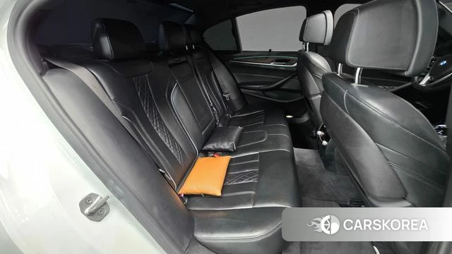 BMW 5 Series (G30) id 3845915 из Кореи 10