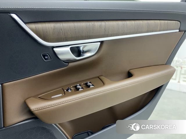 Volvo S90 id 3889972 из Китая 10