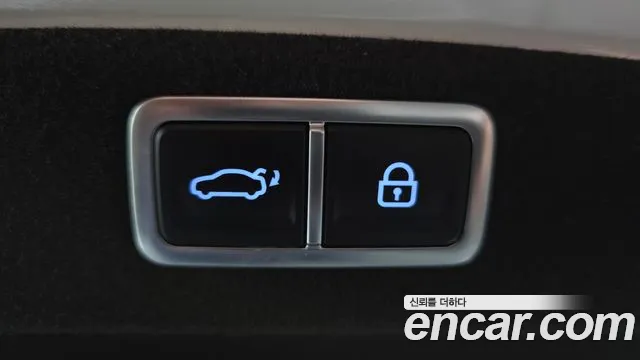 Hyundai Grandeur (GN7) id 2206483 из Кореи 10