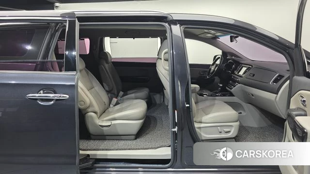 Kia The New Carnival id 3845276 из Кореи 10