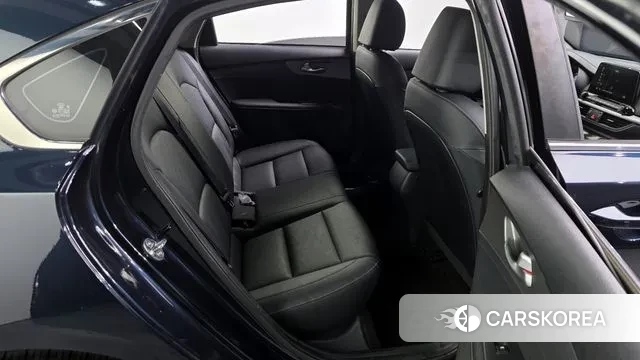 Kia Come New K3 id 3677345 из Кореи 10