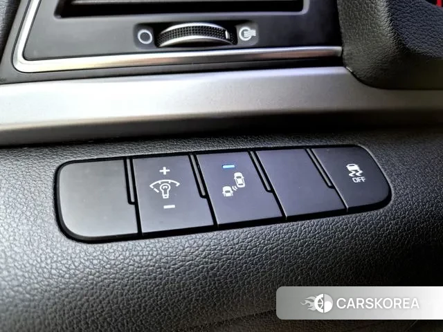 Hyundai Avante AD id 3413444 из Кореи 10