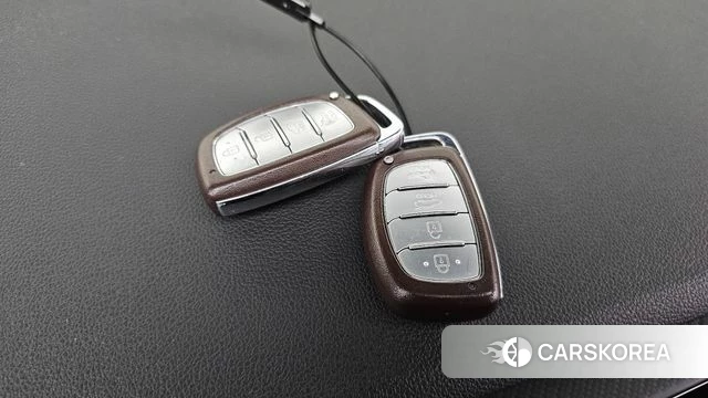 Hyundai The New Avante AD id 4377477 из Кореи 10