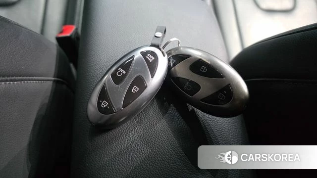 Hyundai The New Avante (CN7) id 4443360 из Кореи 10