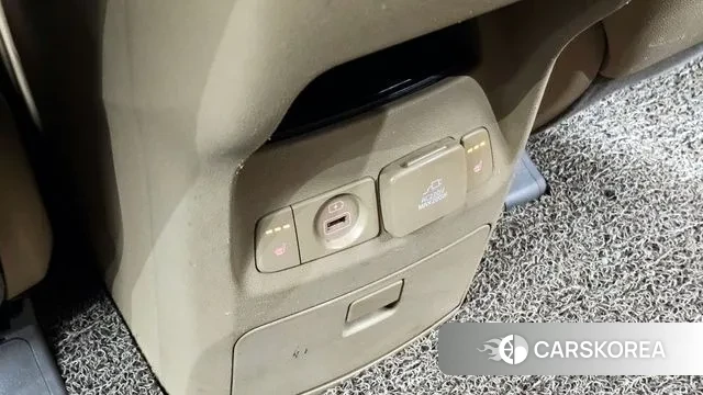 Kia The New Carnival id 3578741 из Кореи 10