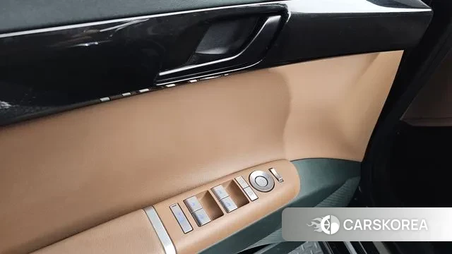 Hyundai Grandeur (GN7) id 3492292 из Кореи 10