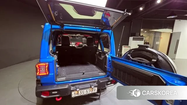 Jeep Wrangler (JL) id 2884738 из Кореи 10