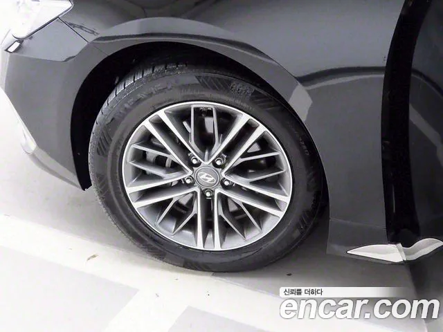 Hyundai Grandeur IG id 2761419 из Кореи 10