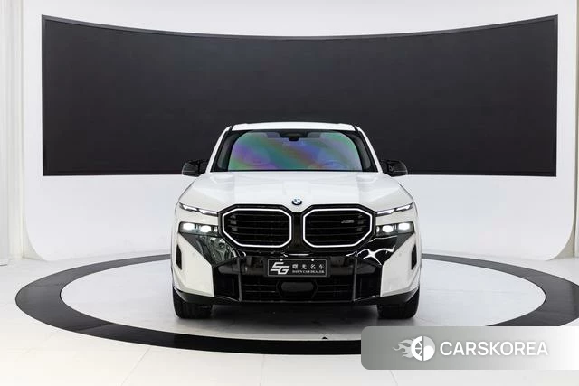 BMW XM id 4260702 из Китая 10