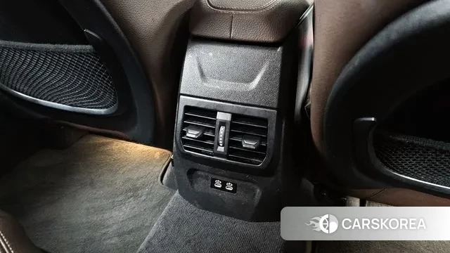 BMW 1 Series (F40) id 3033100 из Кореи 10