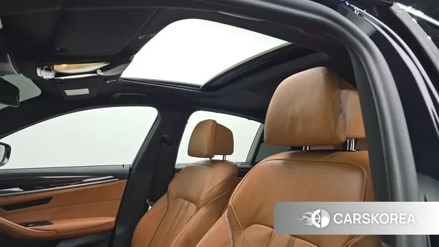 BMW 5 Series (G30) id 3752424 из Кореи 10