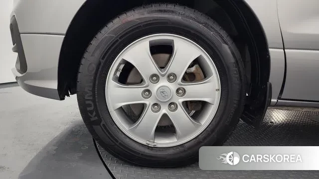 Hyundai The New Grand Starex id 3753454 из Кореи 10