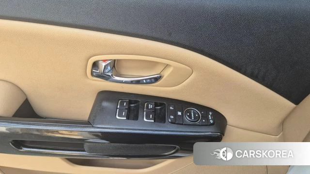 Kia All New Carnival id 4552128 из Кореи 10