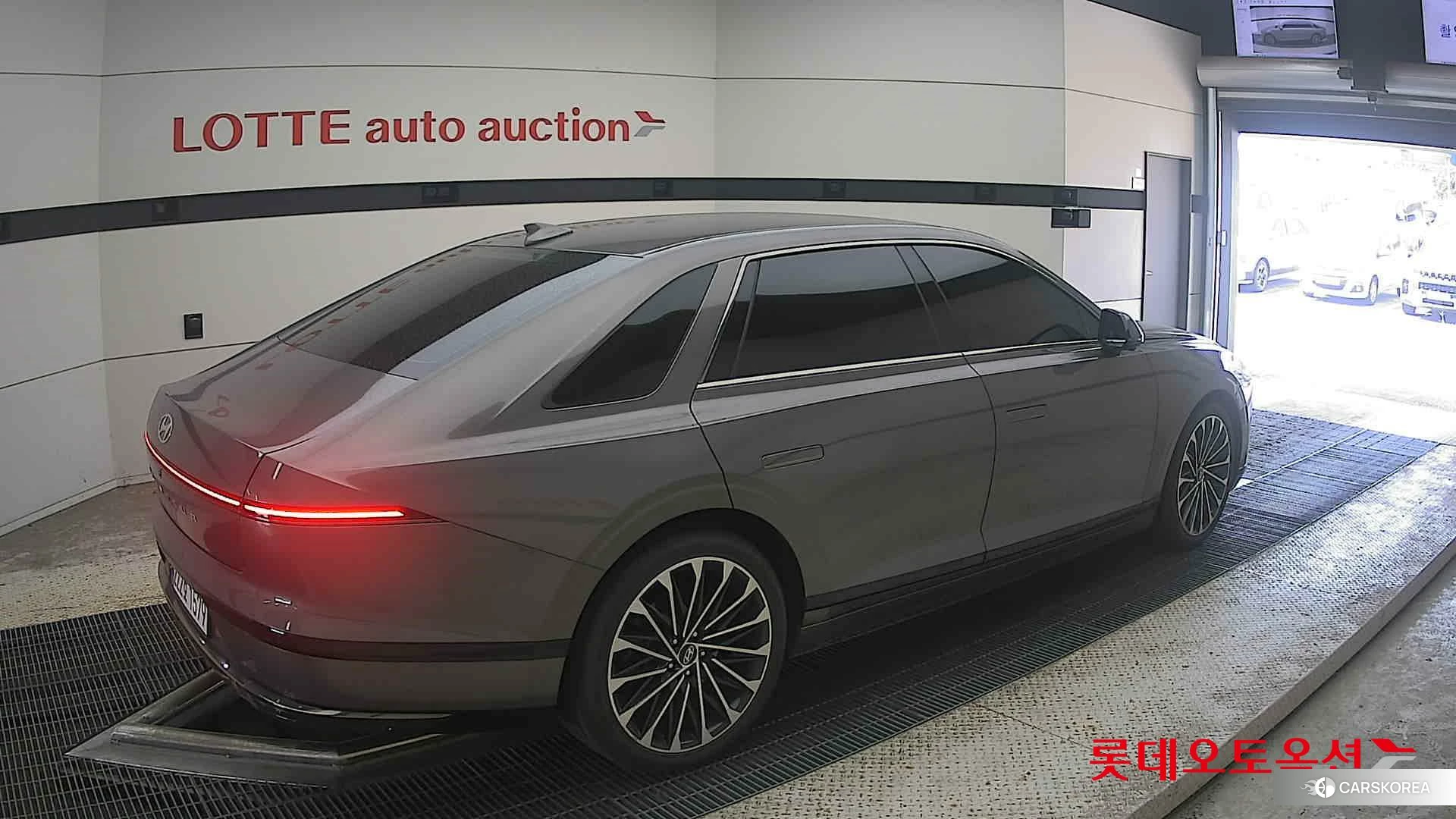 Hyundai Grandeur id 4902508 из Кореи 10