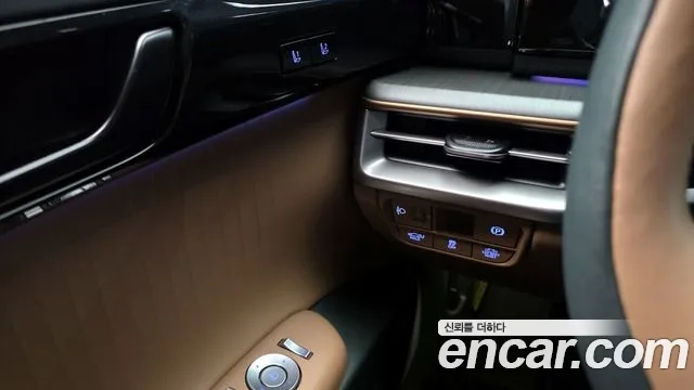 Hyundai Grandeur Hybrid (GN7) id 2920140 из Кореи 10