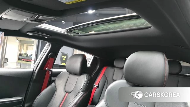 Hyundai Veloster (JS) id 3845389 из Кореи 10