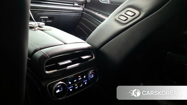 Genesis GV80 id 4350111 из Кореи 10