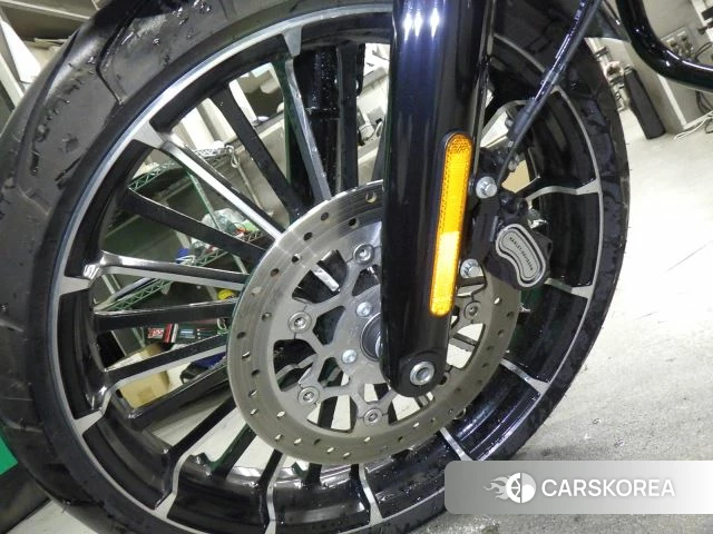 Harley-Davidson Softail Breakout FXBR 1920 id 3945607 из Японии 10