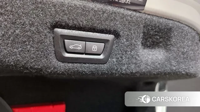 BMW 5 Series (G60) id 3544507 из Кореи 10