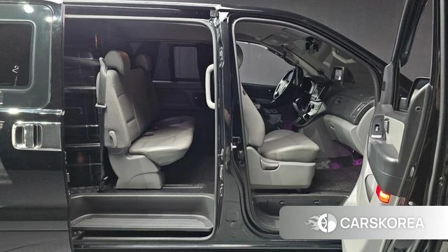 Hyundai The New Grand Starex id 4020557 из Кореи 10