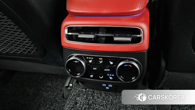 Genesis GV70 id 4396216 из Кореи 10