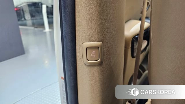 Kia The New Carnival id 4728199 из Кореи 10